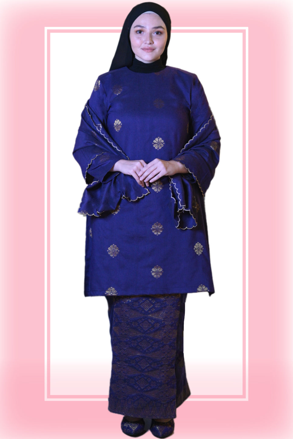 Kurung Riau PrincessKurung Riau Princess 🥰

 

✅ Material 100% soft cotton
✅️ Corak bunga sulam benang lembut
✅️ Baju tidak ada lining
✅ Cutting baju kurung Pahang
✅️ Leher bulat ada zSongket TradisiTradisi ModenKurung Riau Princess